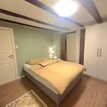 Cozy Downstairs In Appartement Tromsø