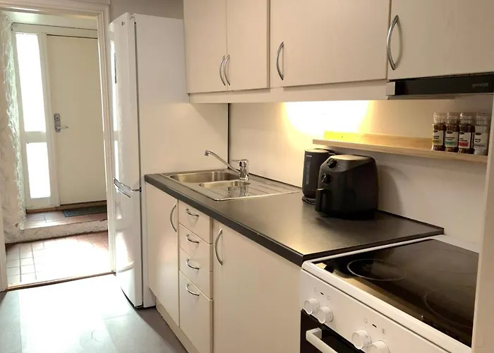 Cozy Downstairs In * Tromsø